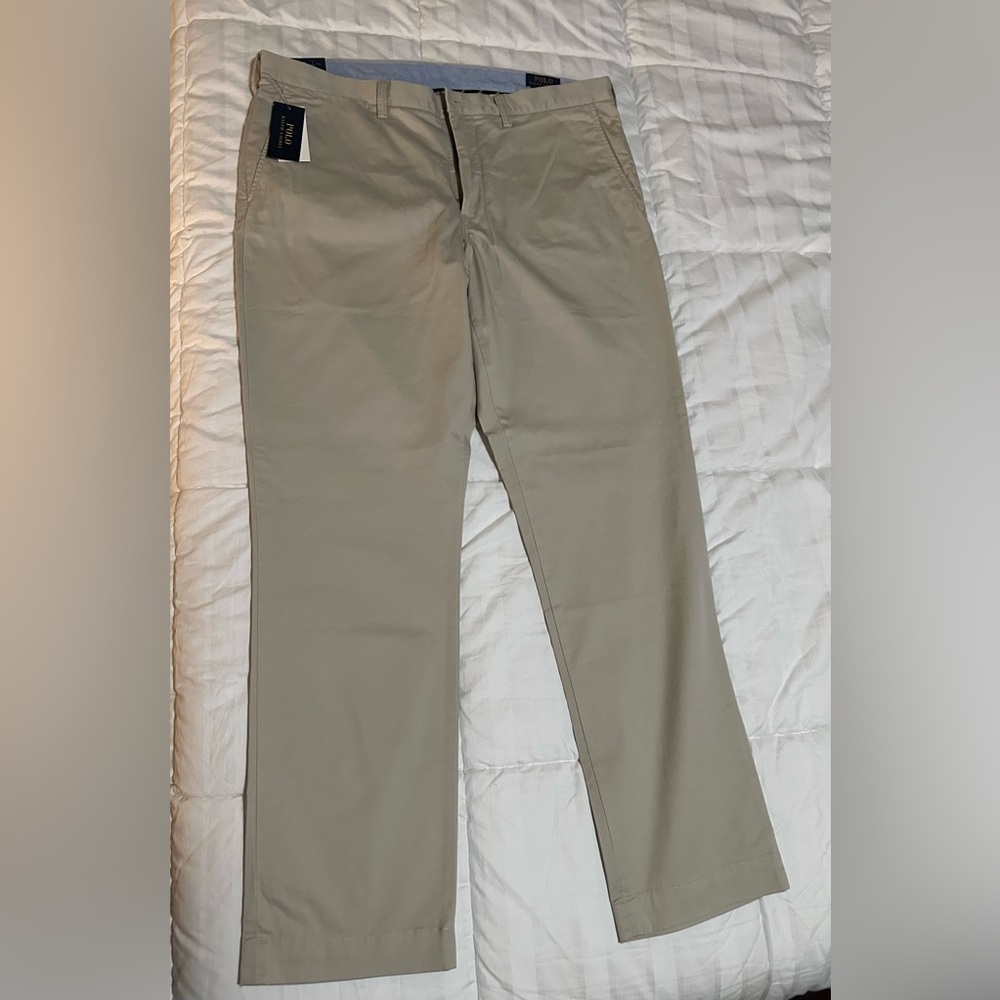 Polo Ralph Lauren Stretch Straight Fit Khakis. 38x32. Never been worn.